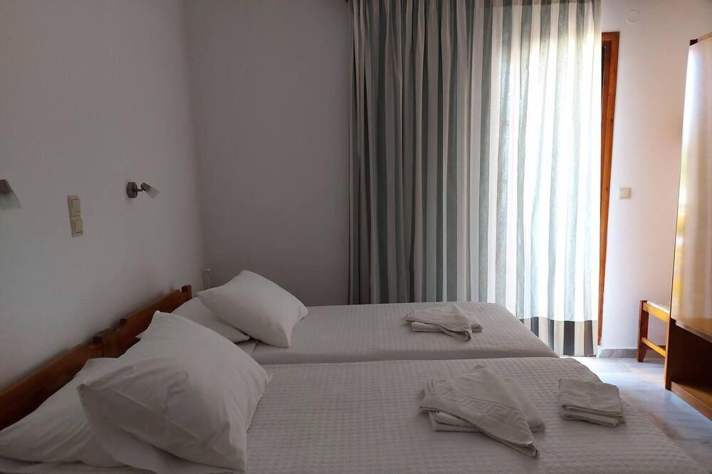 Menelaos Apartments Daráco Kültér fotó