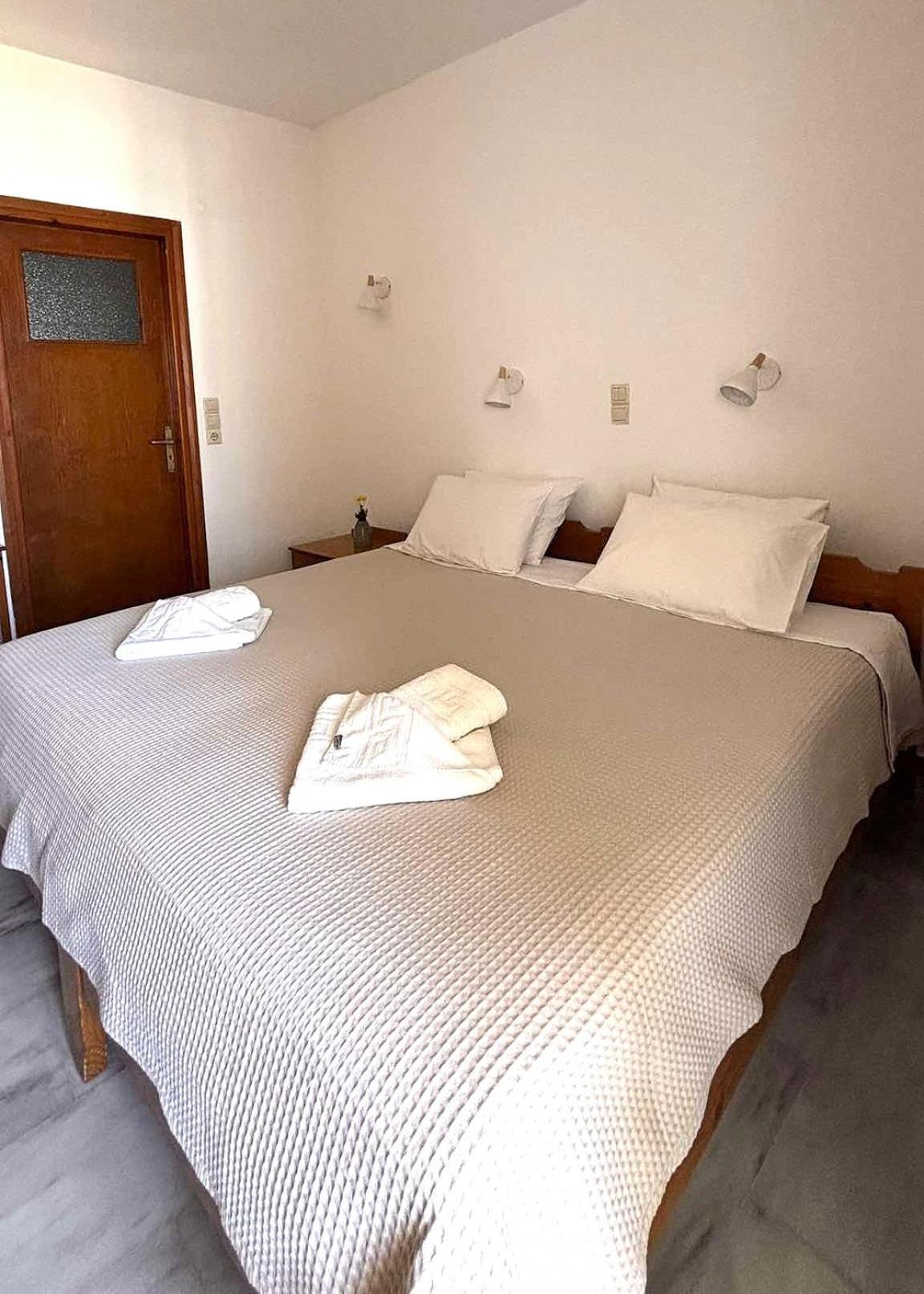 Menelaos Apartments Daráco Kültér fotó