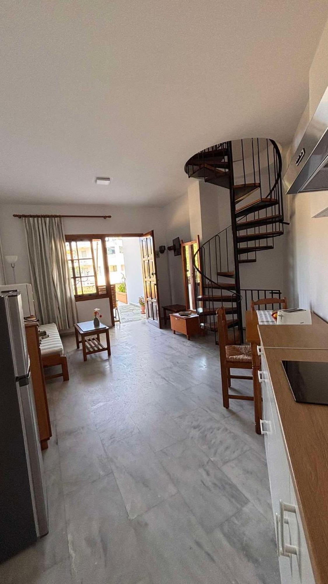 Menelaos Apartments Daráco Kültér fotó